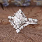 FREE Today: "Cleansing Evil" - Waterdrop Lace Crown Moissanite Two-piece Ring Set