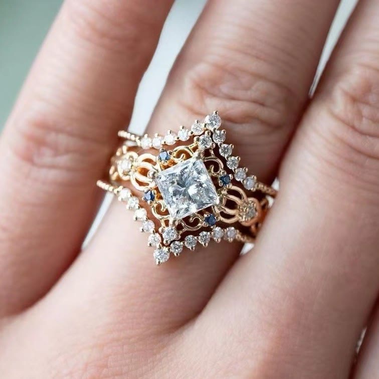 FREE Today: 3 Pcs Rose Gold Moissanite Floral Wedding Ring Set