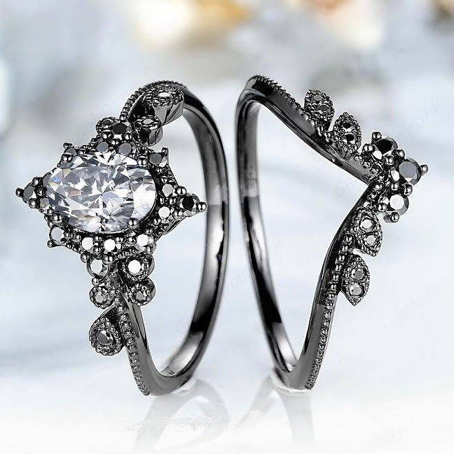 FREE Today: 2 Pcs Black Oval Gray Moissanite Engagement Ring Set
