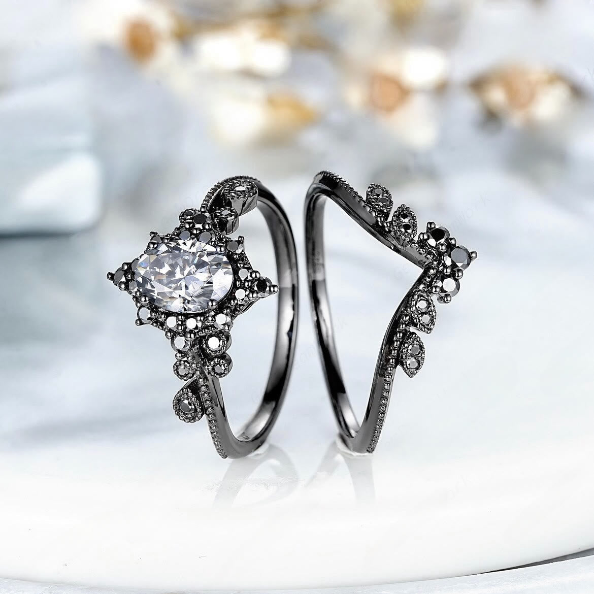 FREE Today: 2 Pcs Black Oval Gray Moissanite Engagement Ring Set