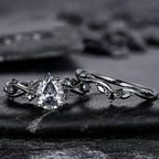 FREE Today:  Lucky Stone Aquamarine Leaf Engagement Ring Set