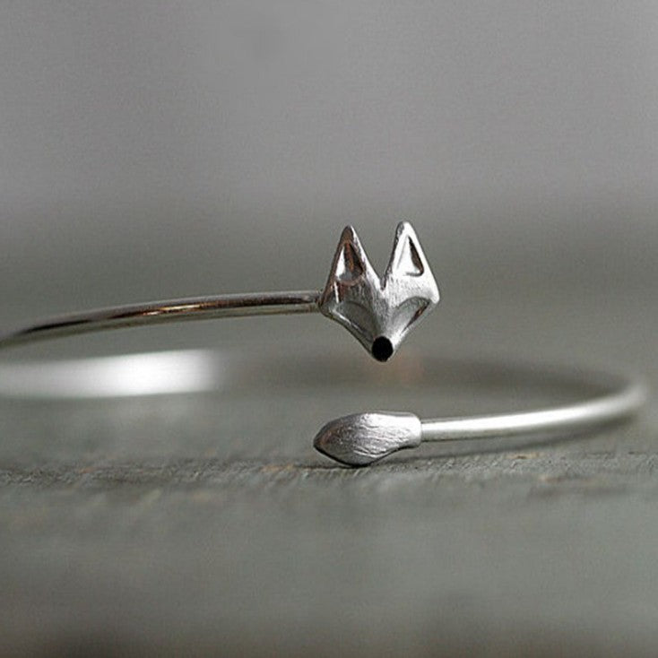 Beautiful Bracelet with Unique Style