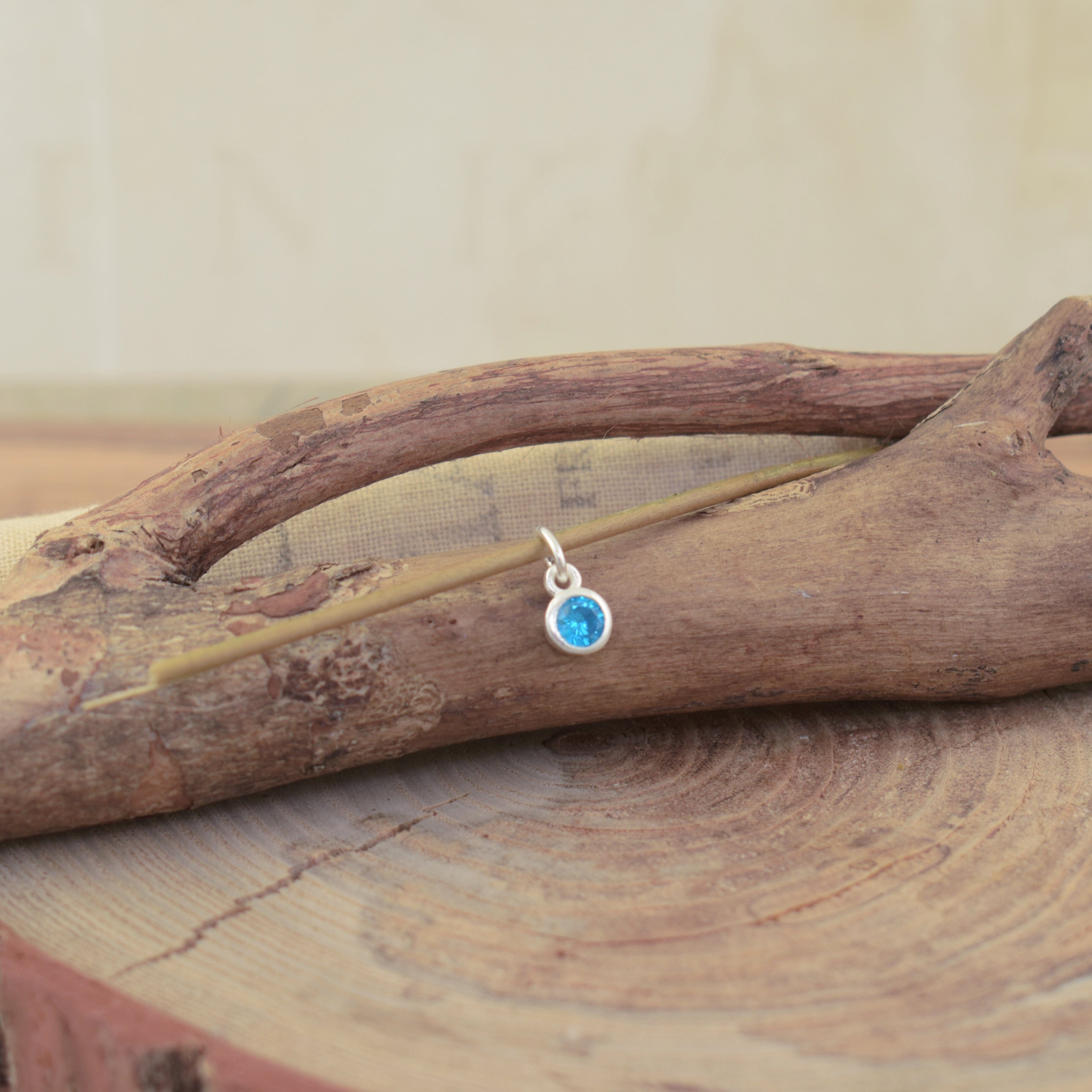 5mm Aquamarine-Deep Sky Blue Birthstone (March)