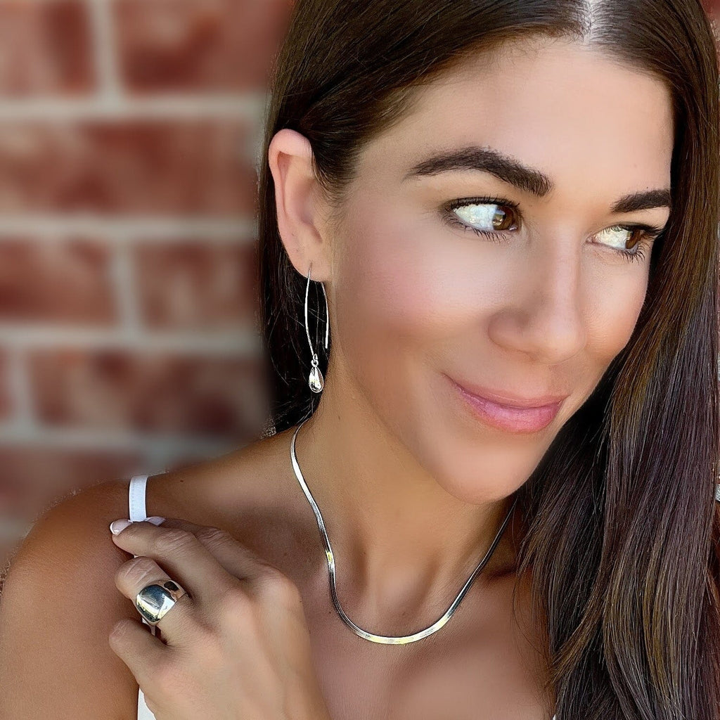 Classy Teardrop Dangle Earrings