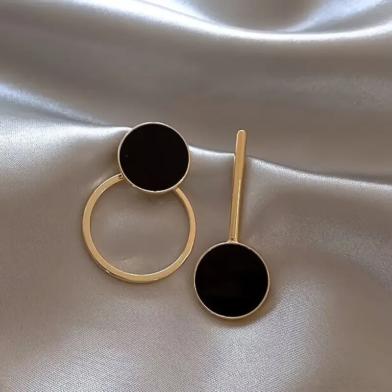 Charming Piece for Any Occasion