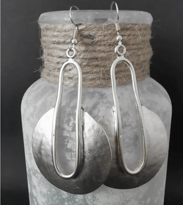 Classic Earring with Timeless Appeal