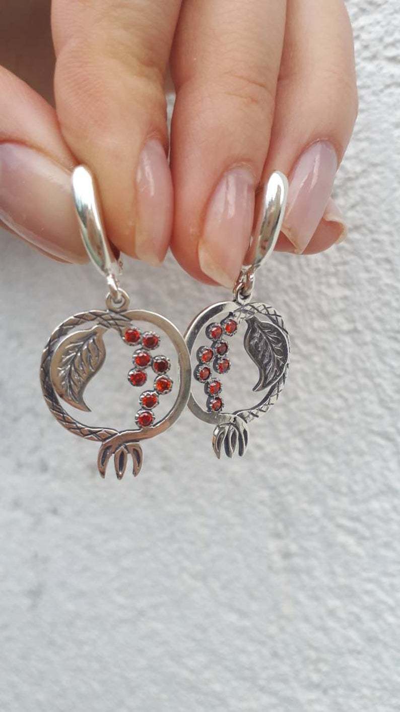 Elegant Silver Earring for Every Occasion