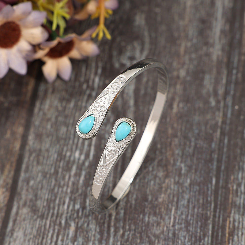 Romantic Bracelet for Special Moments