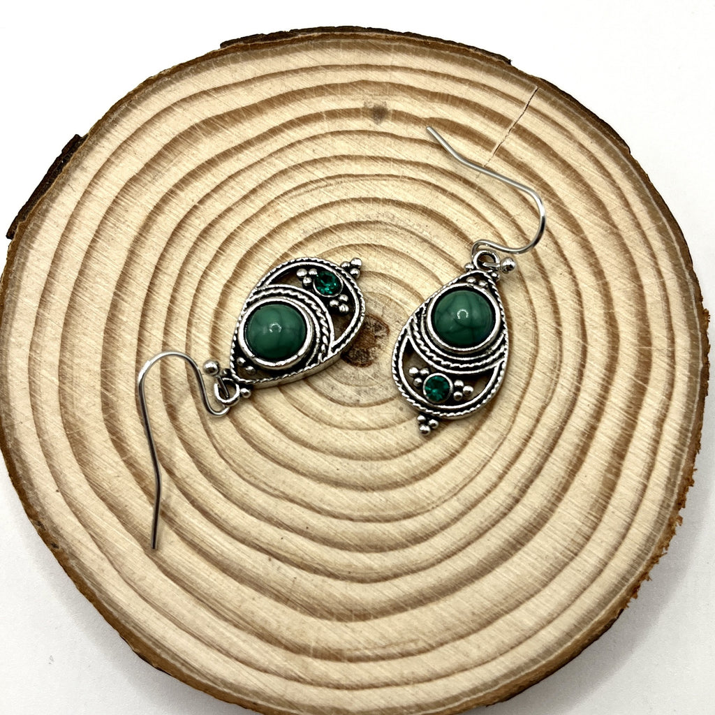 Classic Earring with Timeless Appeal