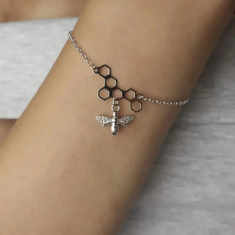Romantic Silver Bracelet for Special Moments