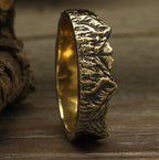 Classic Gold Ring with Timeless Appeal
