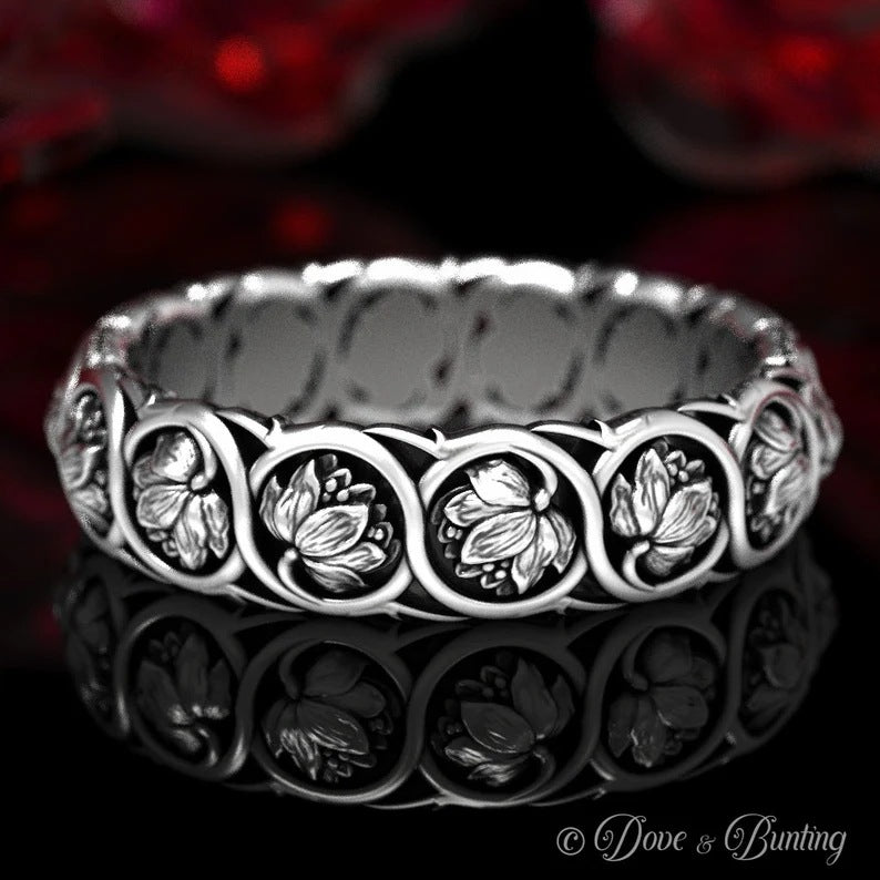 Beautiful Bracelet with Unique Style