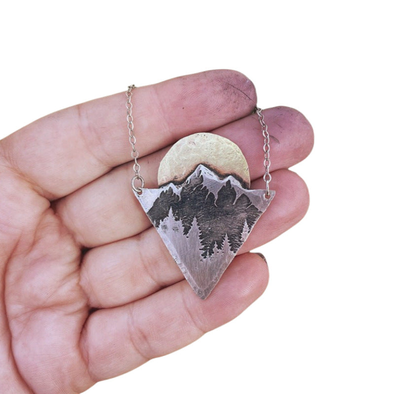 Stunning Necklace for Daily Wear