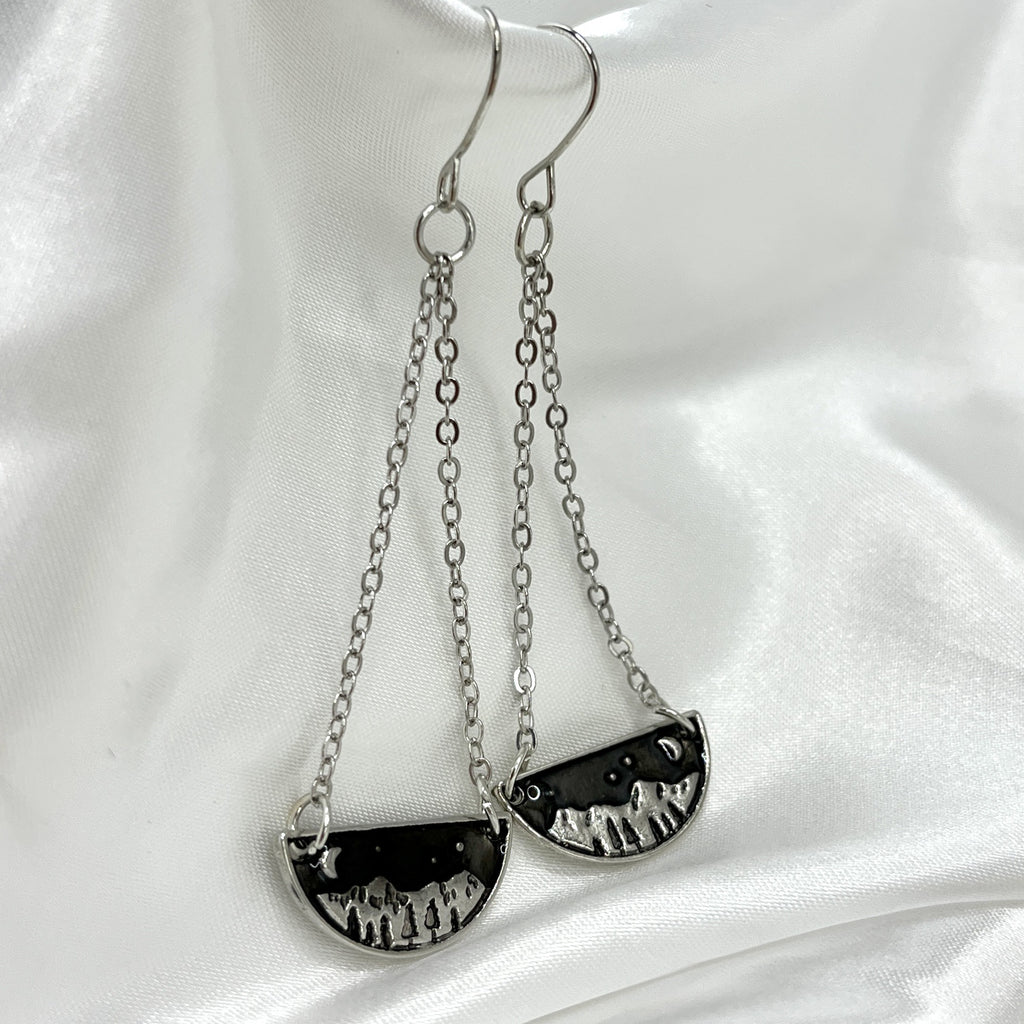 Classic Earring with Timeless Appeal