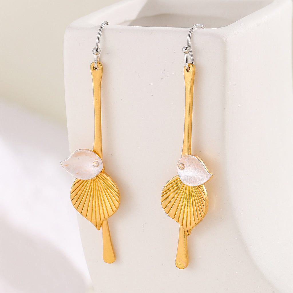 Romantic Earring for Special Moments