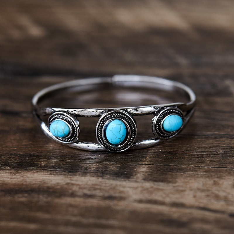 Classic Bracelet with Timeless Appeal