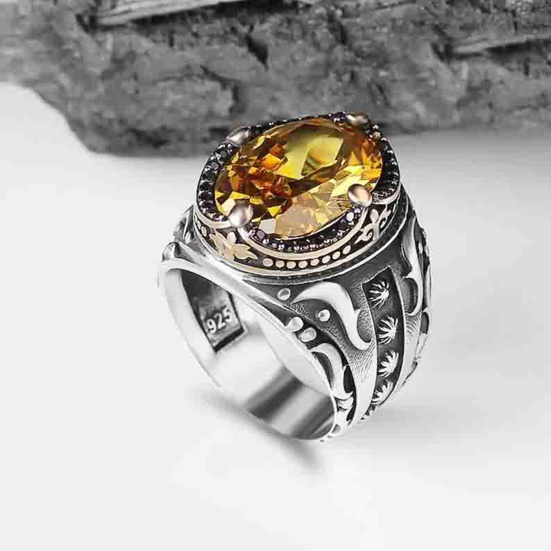 Stunning Silver Ring for Daily Wear