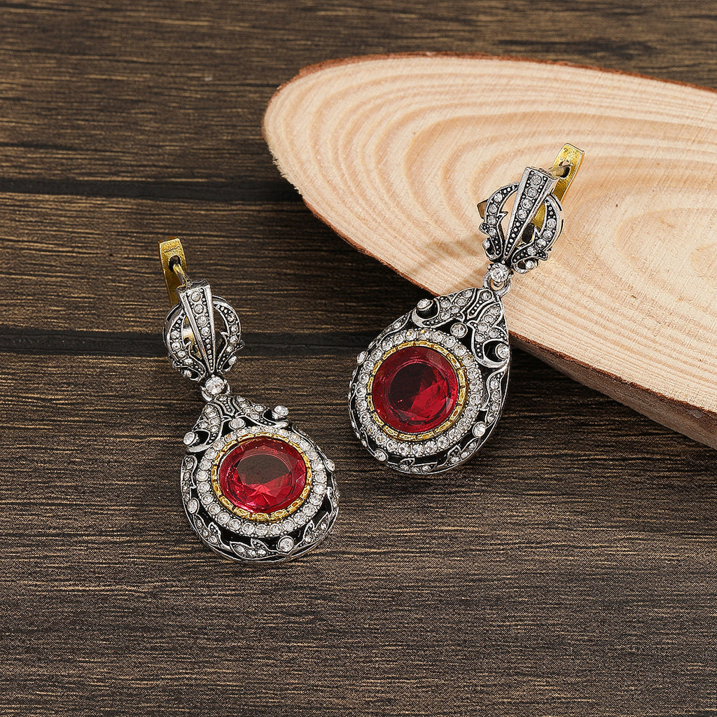 Elegant Earring for Every Occasion