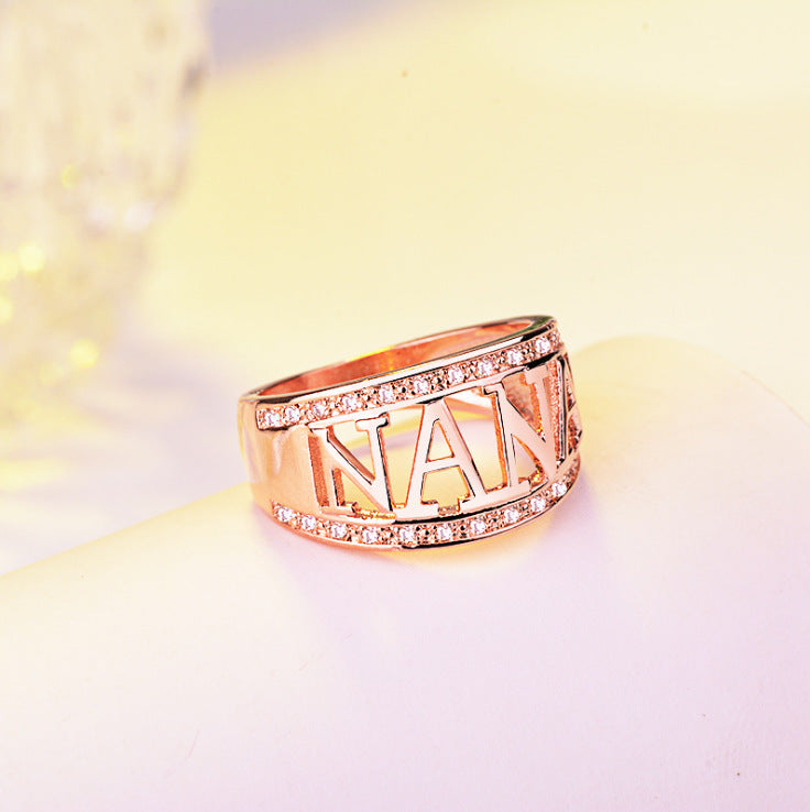 Charming Gold Ring for Any Occasion