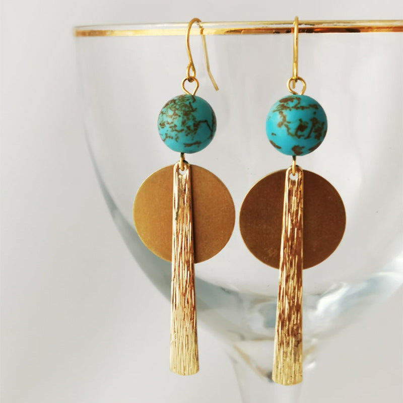 Charming Earring for Any Occasion
