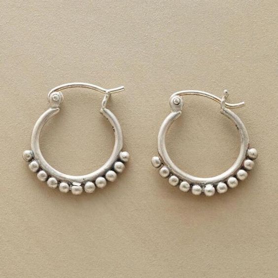 Charming Earring for Any Occasion