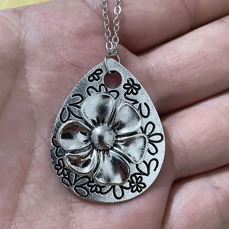 Charming Necklace for Any Occasion