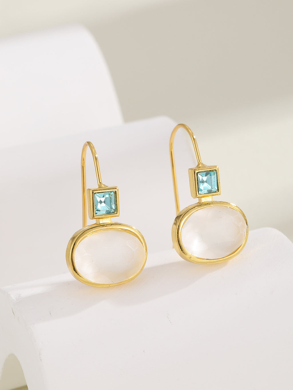 Classic Earring with Timeless Appeal