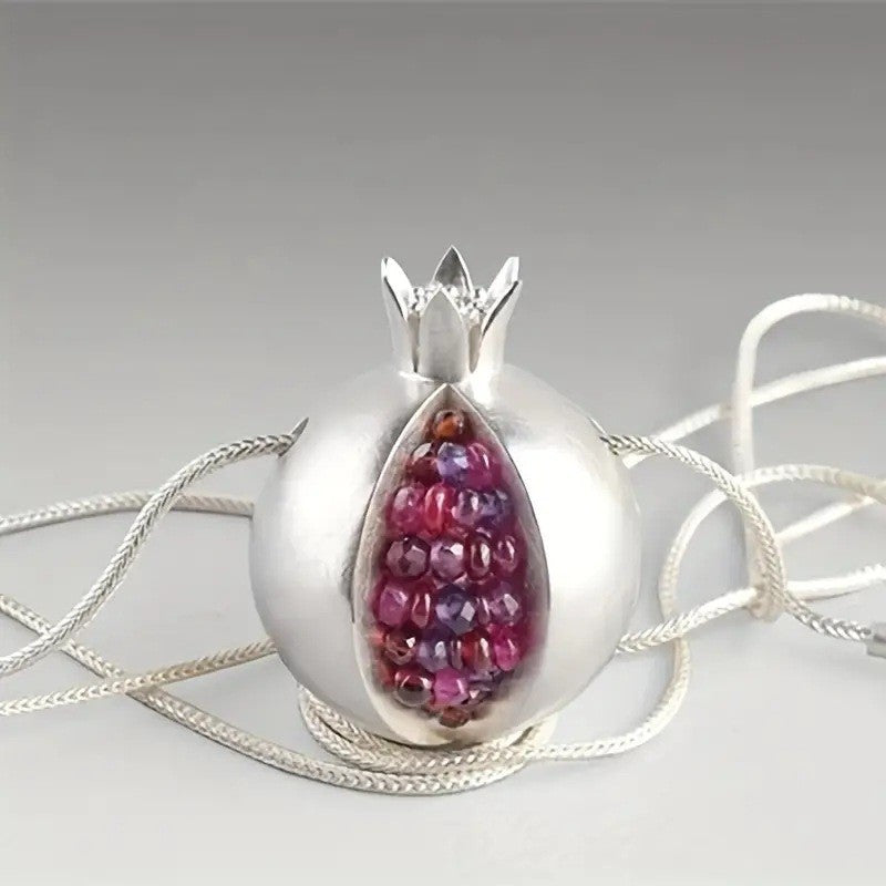 Classic Necklace with Timeless Appeal