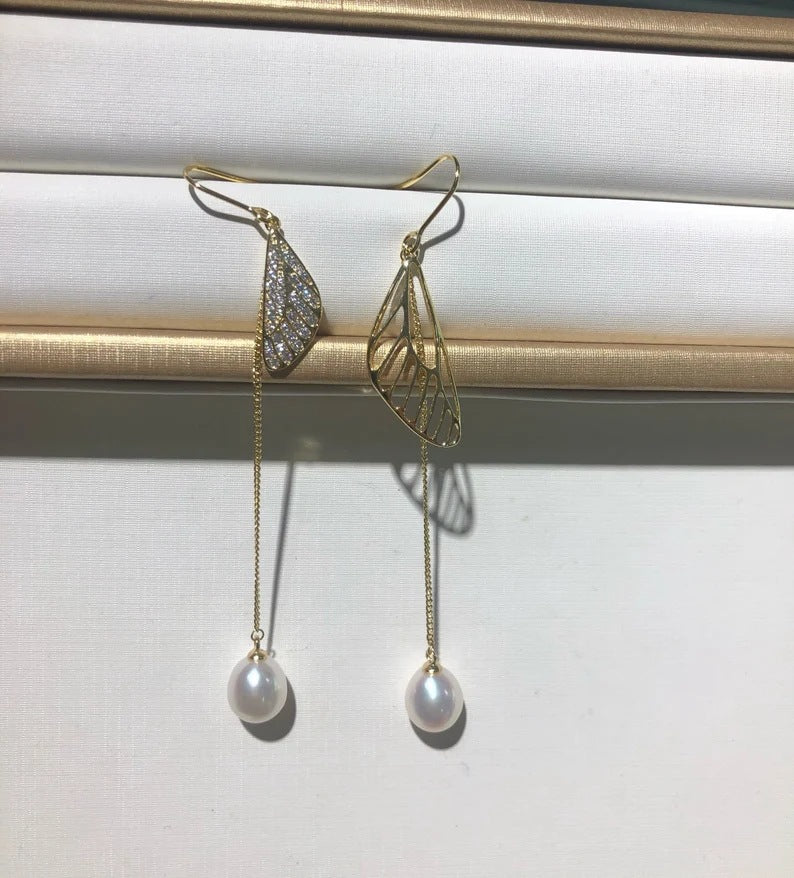 Charming Earring for Any Occasion