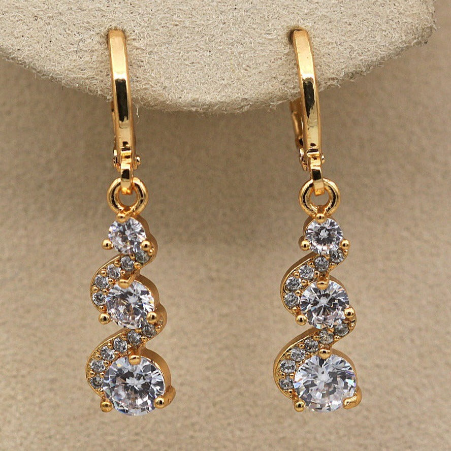 Stunning Earring for Daily Wear