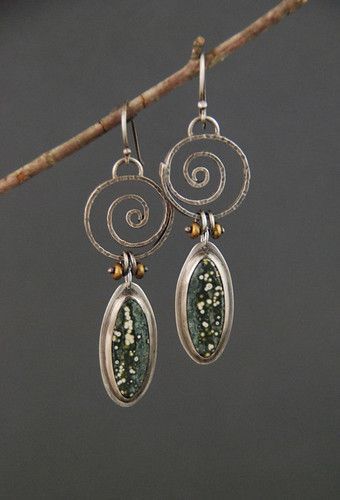 Stunning Earring for Daily Wear