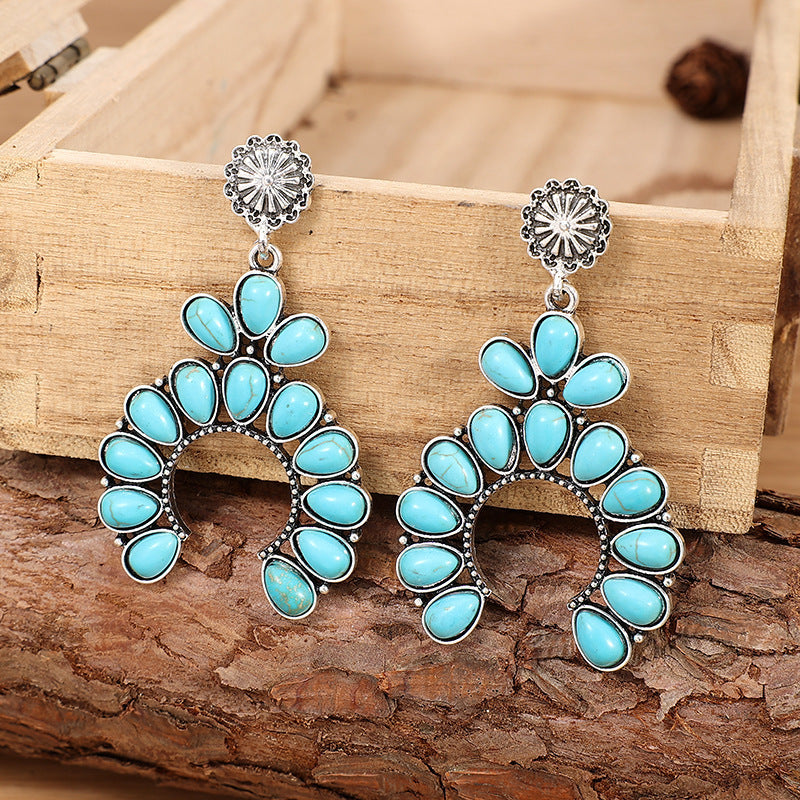 Classic Earring with Timeless Appeal