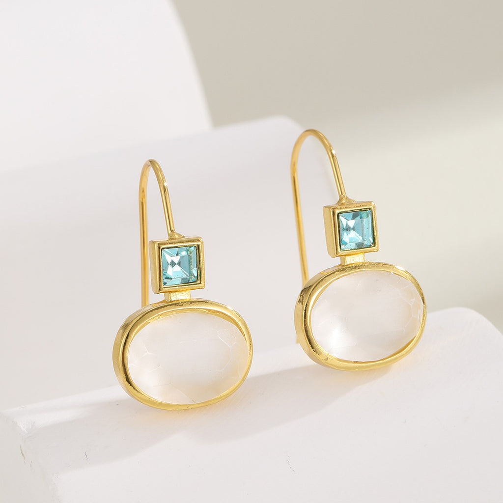 Classic Earring with Timeless Appeal