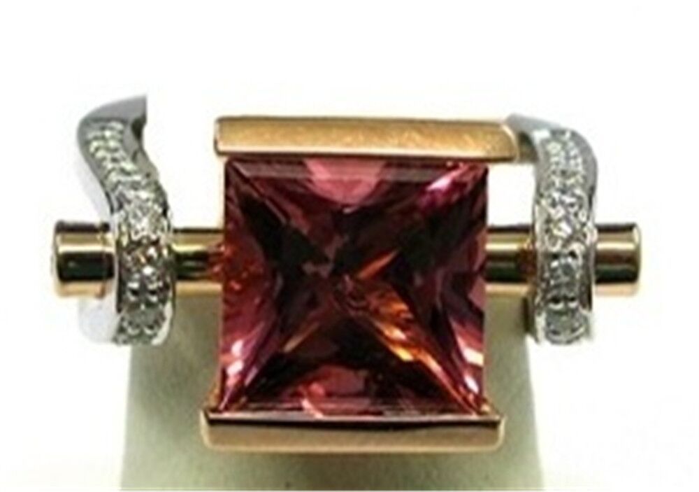 Classic Ring with Timeless Appeal