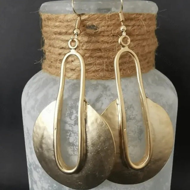 Classic Earring with Timeless Appeal