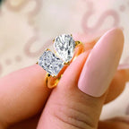 Pear Cut Zircon Moissanite Wedding Women Rings 2 Gems 4cttw Lab Diamond Band S925 Sterling Silver Jewelry Plated 18K