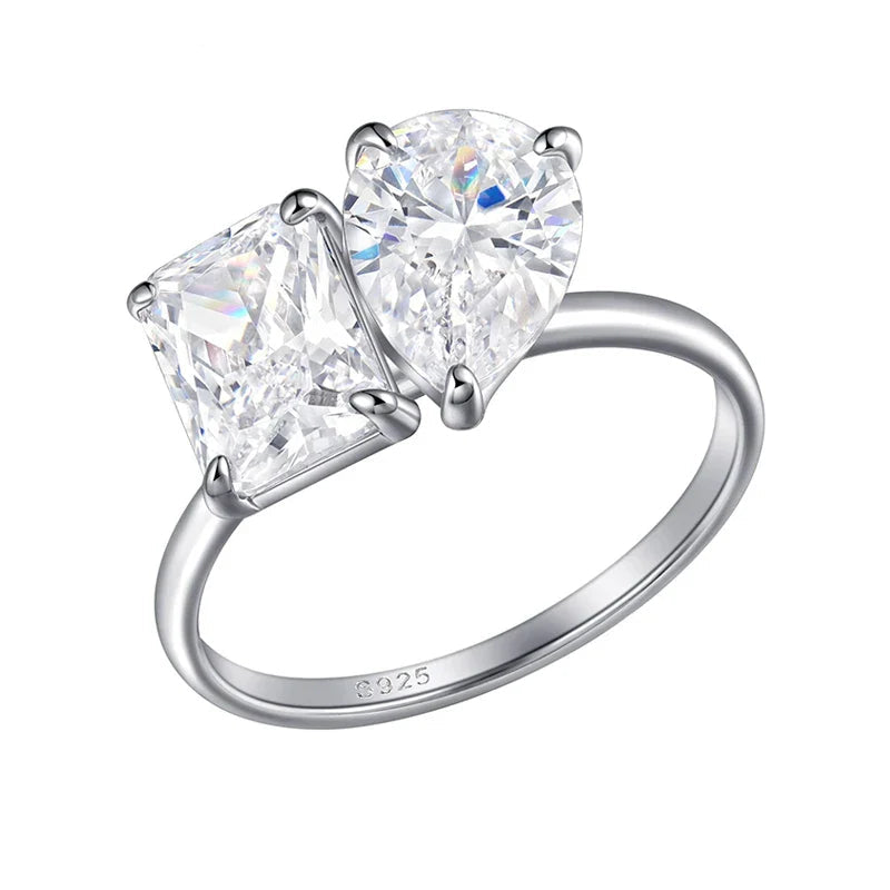 Pear Cut Zircon Moissanite Wedding Women Rings 2 Gems 4cttw Lab Diamond Band S925 Sterling Silver Jewelry Plated 18K