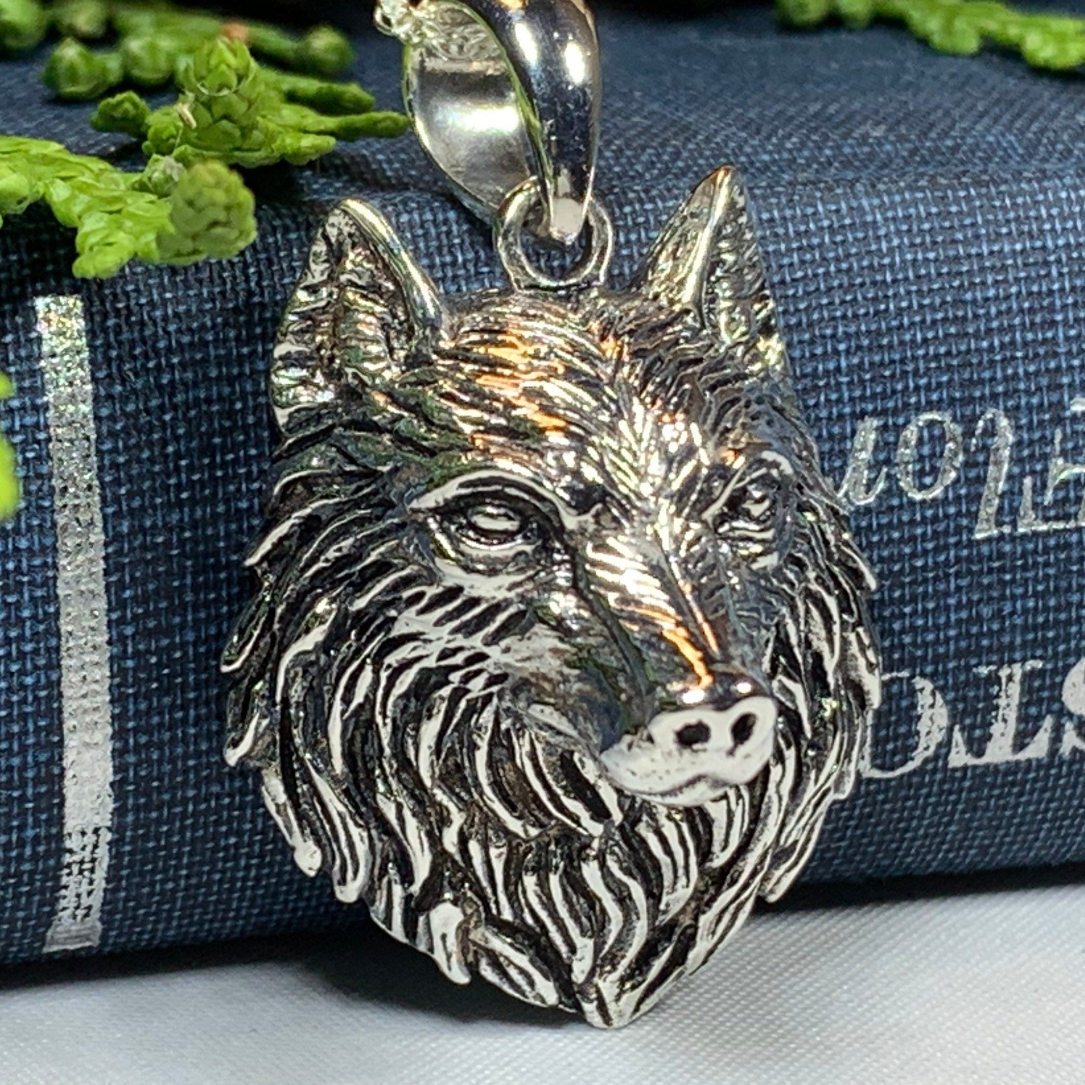 Aesir Wolf Necklace