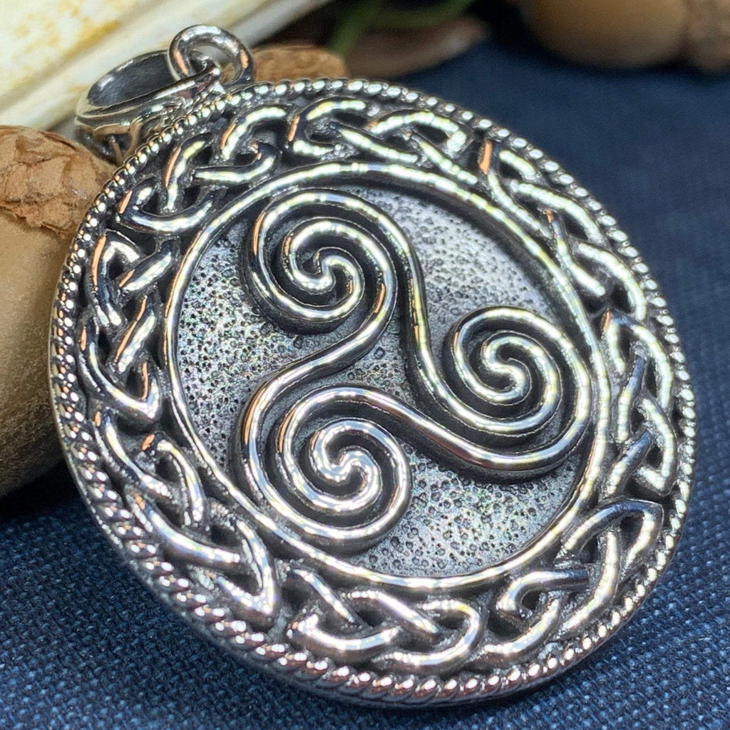 Aglimar Celtic Spiral Necklace