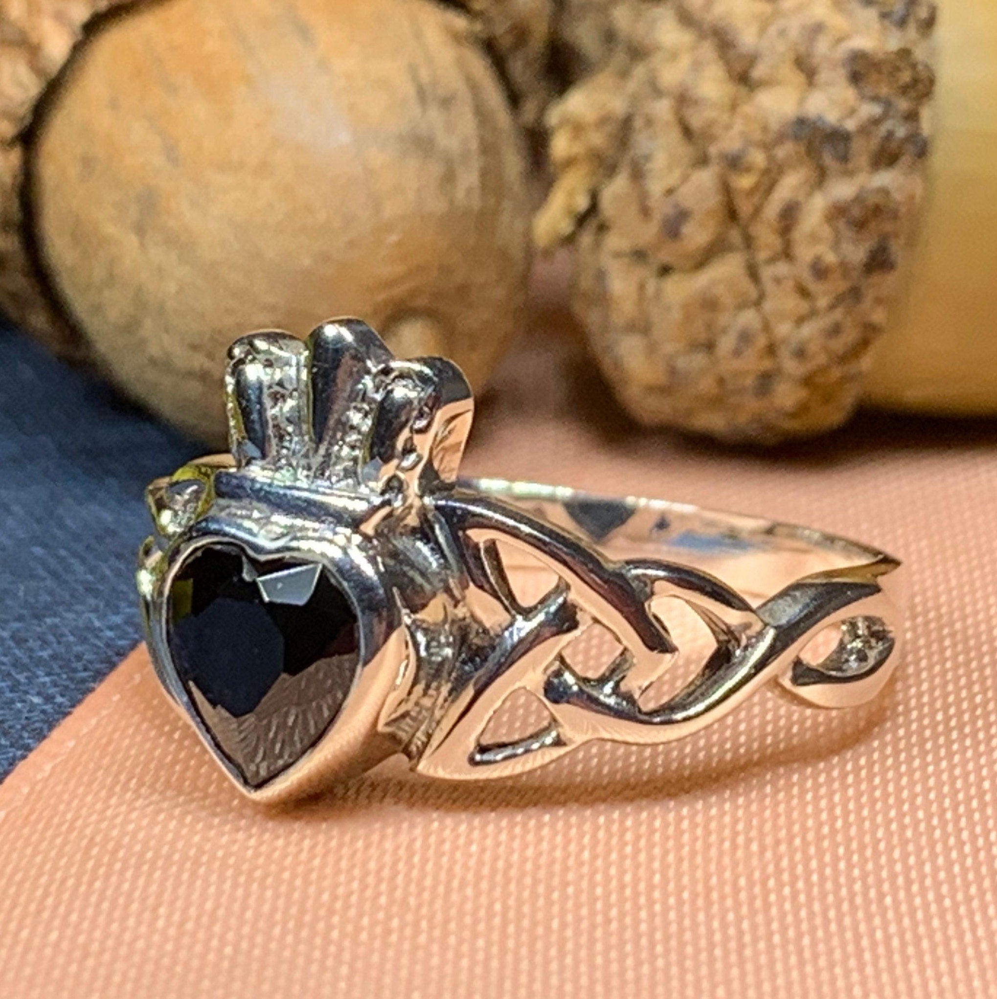 Agivey Claddagh Ring
