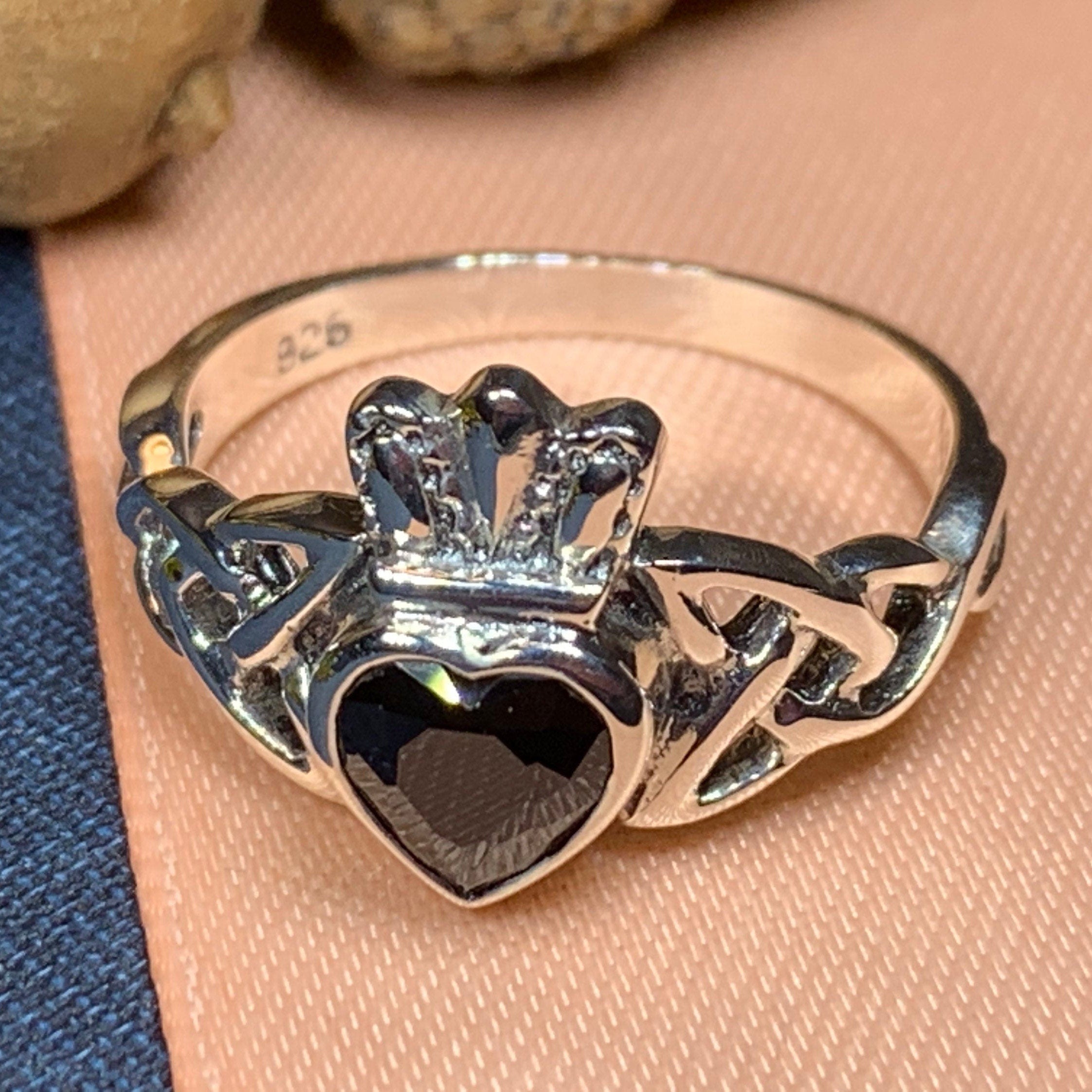 Agivey Claddagh Ring