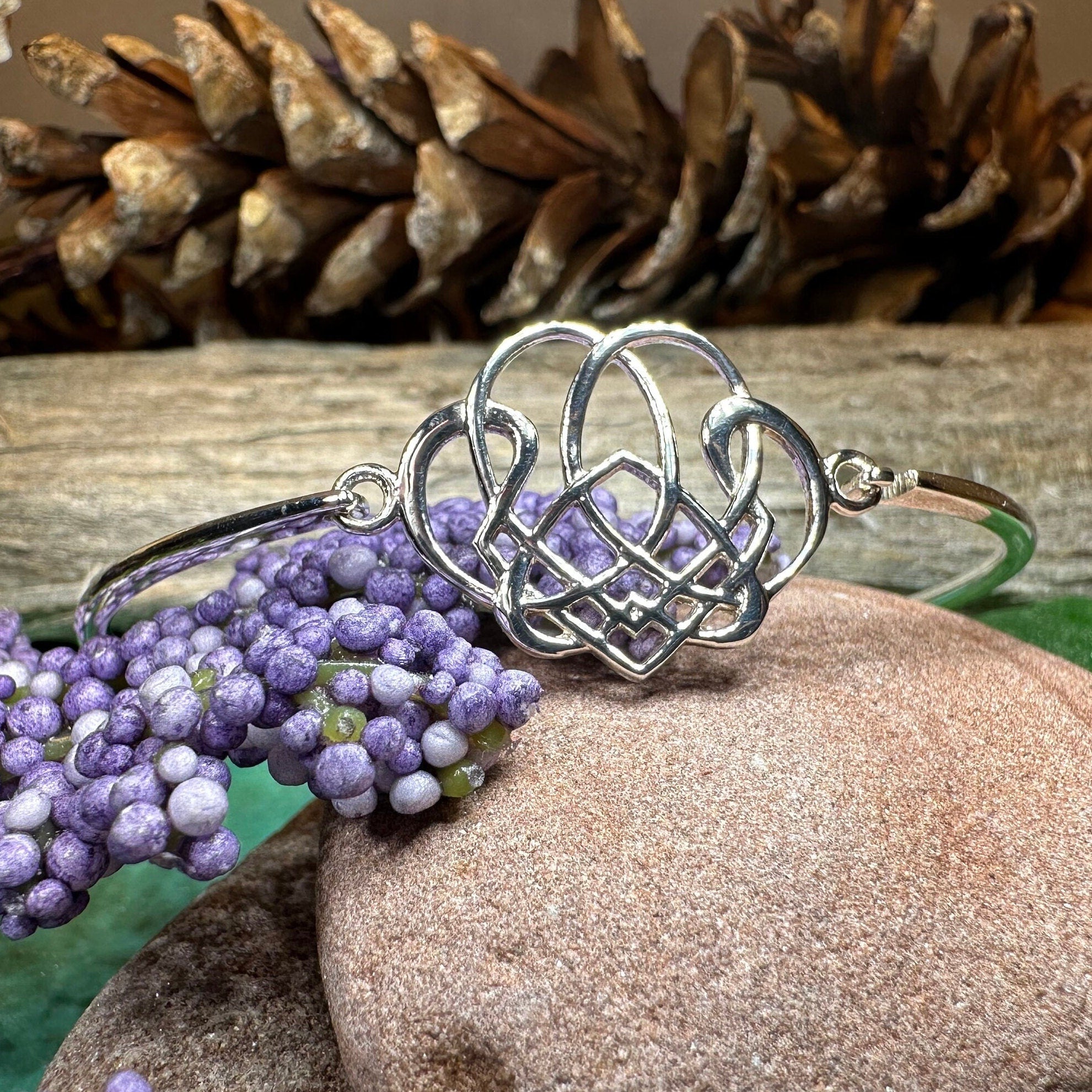 Ambar Celtic Knot Bracelet