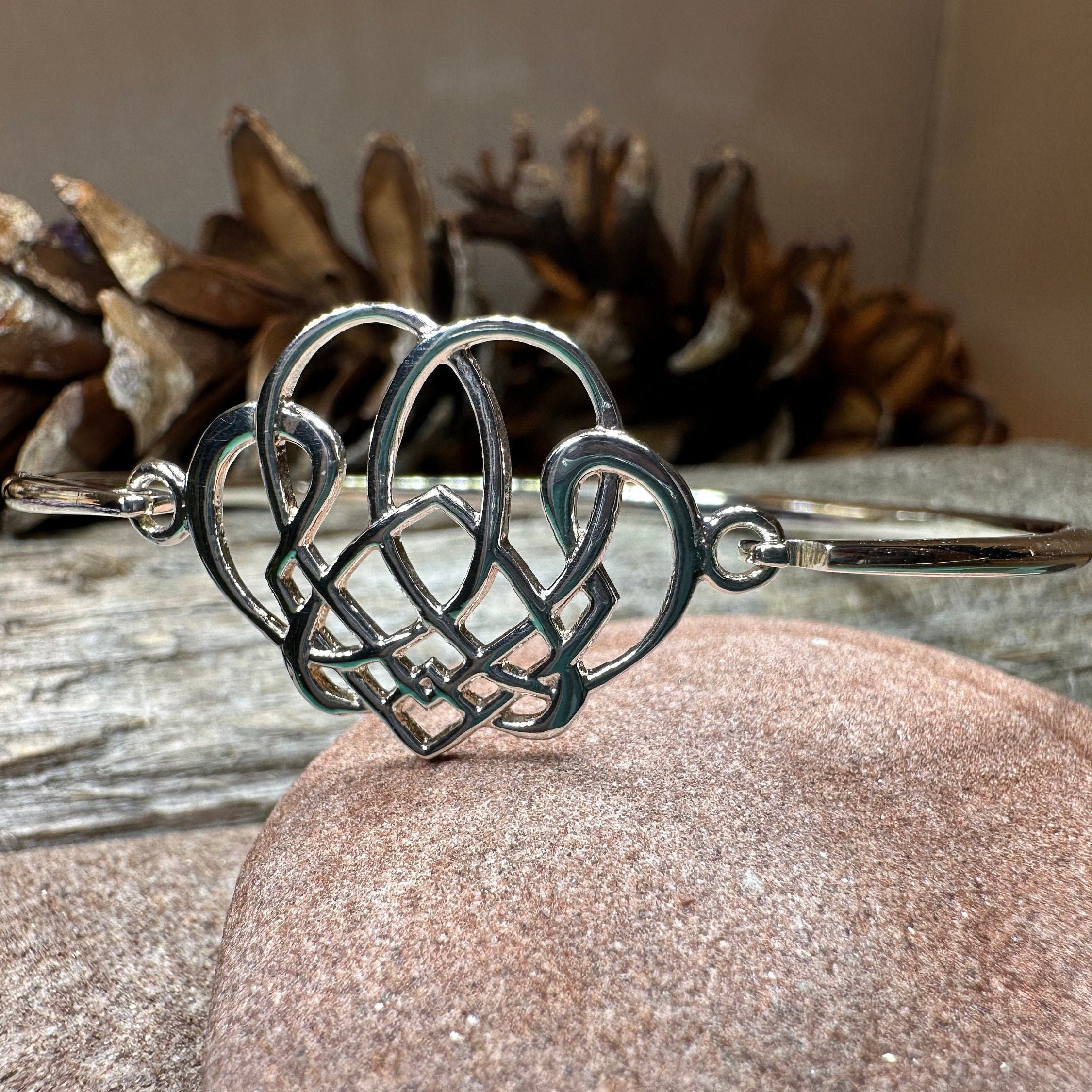Ambar Celtic Knot Bracelet