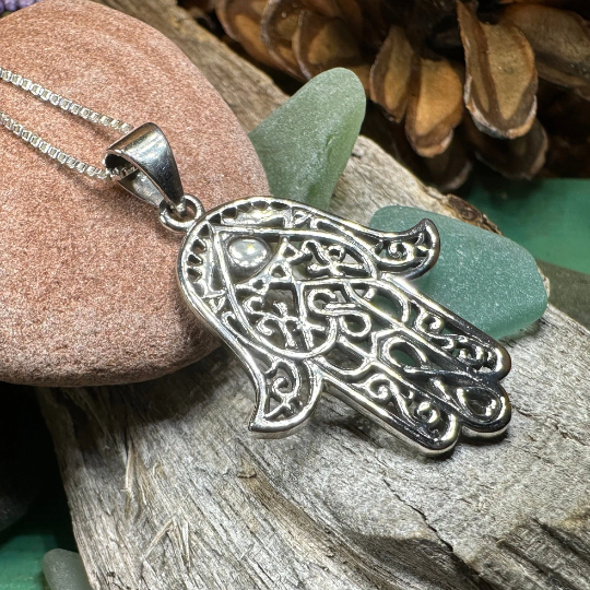Amory Hamsa Hand Necklace